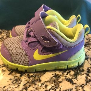 Nike Free Infant Sneakers